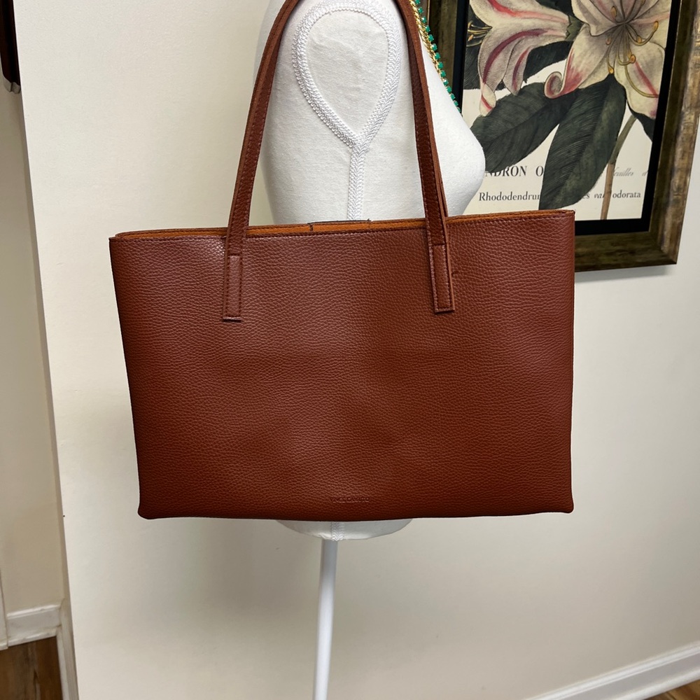 Vince Camuto, EUC, Rich Brown Textured Leather Tote, 17” x11.5”, inside pocket - Picture 3 of 11